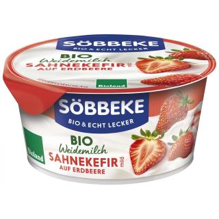 Sahnekefir auf Erdbeere