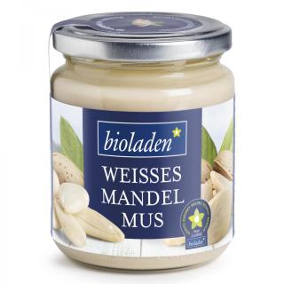 Mandelmus weiß